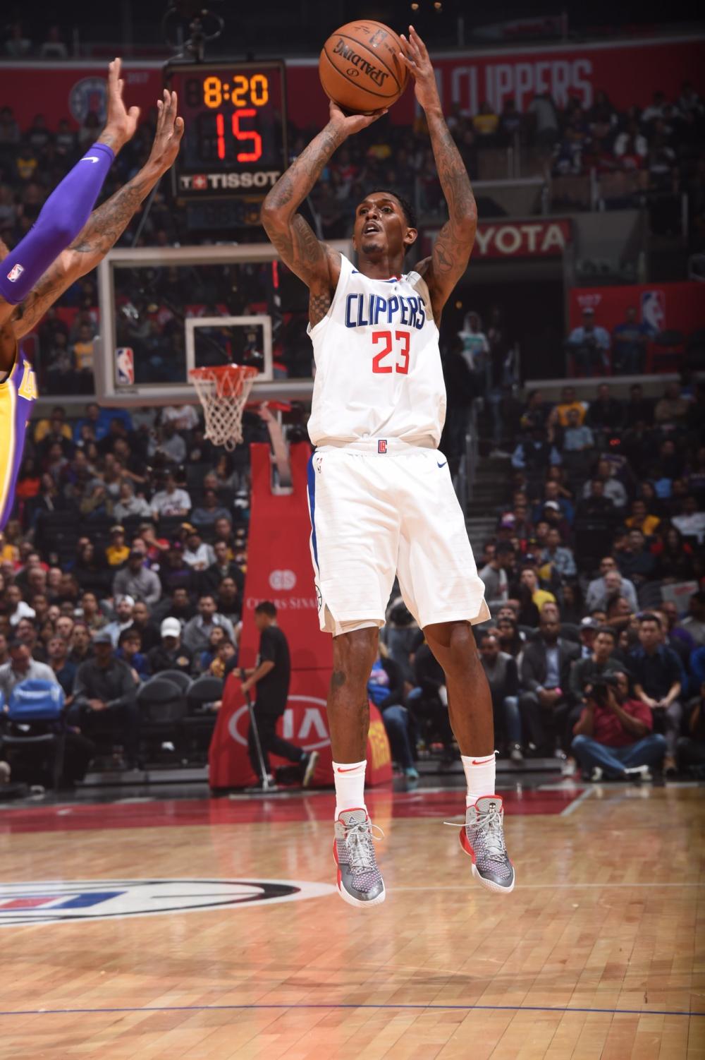 对高位持球 对高位持球